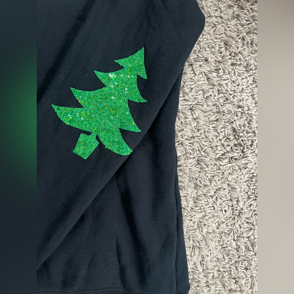 EUC Sequin Christmas Tree Crewneck - Picture 4 of 6
